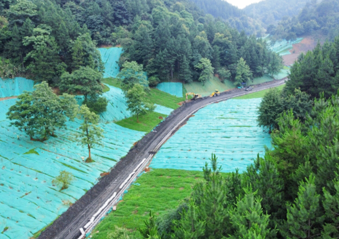 南嶺國家公園環(huán)丹霞山片區(qū)生態(tài)環(huán)境系統(tǒng)保護(hù)修復(fù)工程（湞江區(qū)煤矸石礦區(qū)遺址生態(tài)環(huán)境修復(fù)治理）設(shè)計(jì)、施工總承包2